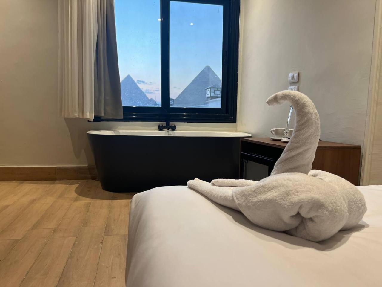 Maro Pyramids Hotel Kafret el-Gabal Eksteriør billede