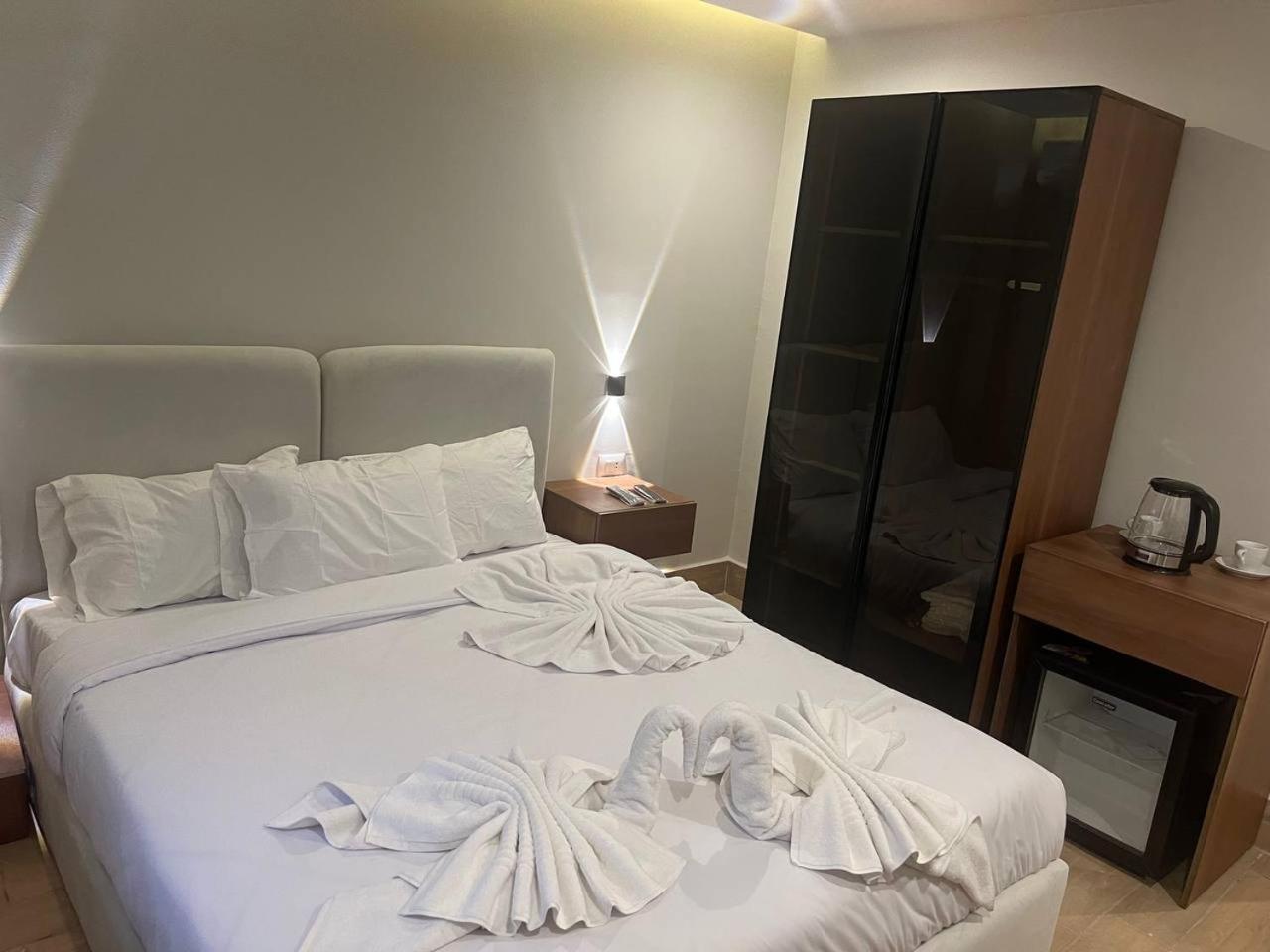 Maro Pyramids Hotel Kafret el-Gabal Eksteriør billede